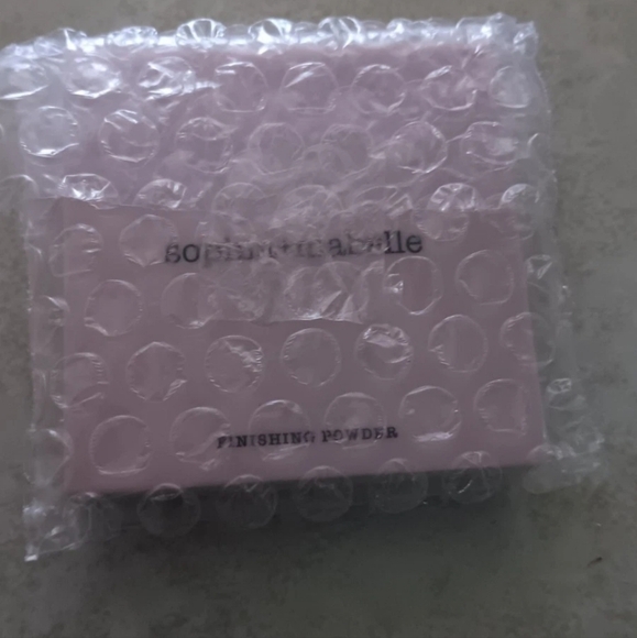 Sophia + Mabelle Finishing Powder In Porcelain Petal 0.23oz New - Picture 4 of 4